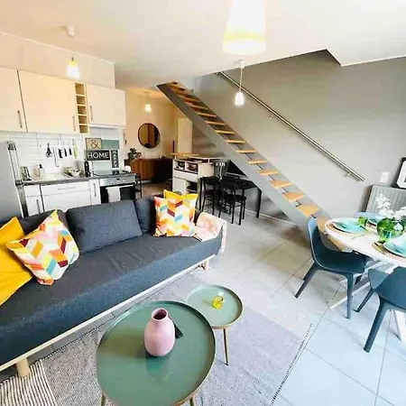 Charming Duplex In City Center With 2 Terraces - S6 *